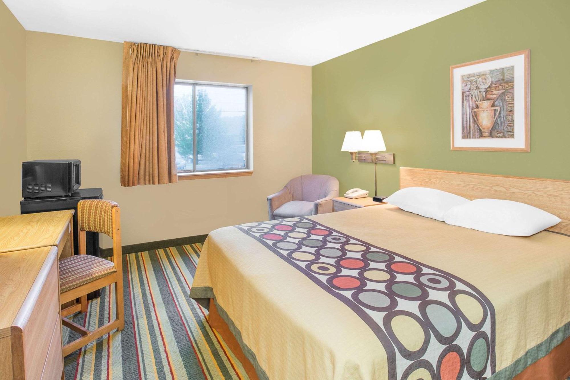 Super 8 By Wyndham East Moline Hotel Buitenkant foto
