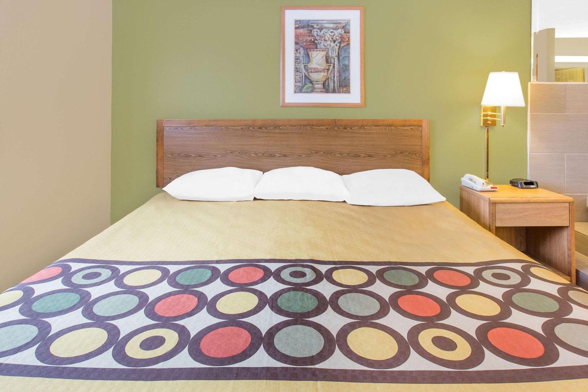 Super 8 By Wyndham East Moline Hotel Buitenkant foto